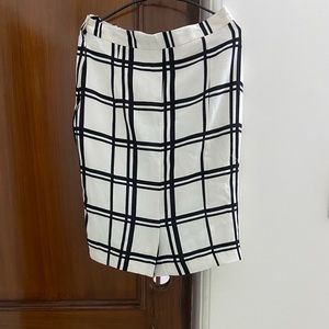 Pencil fit Skirt